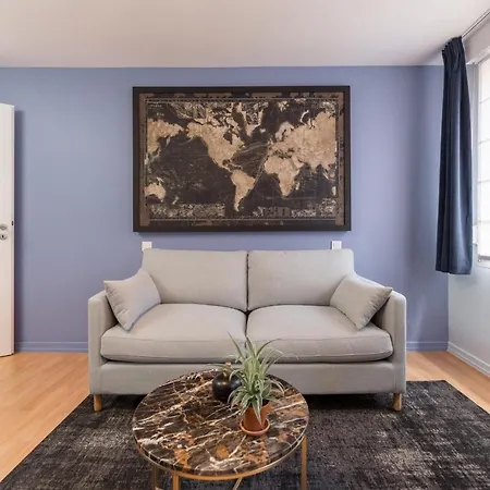 Relax And Go - Train Station Apartment *