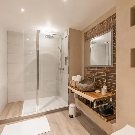 Relax And Go - Train Station * Strasbourg