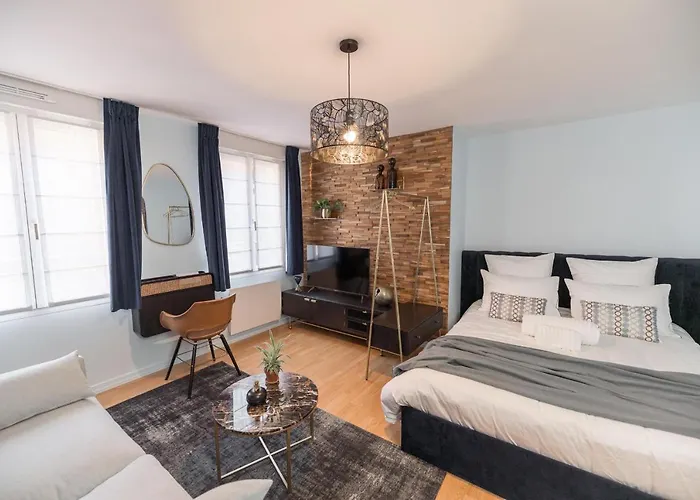 Relax And Go - Train Station Strasbourg