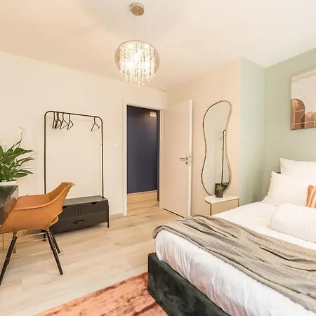 Apartman Relax And Go - Train Station