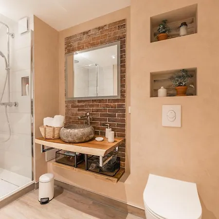 Relax And Go - Train Station Страсбург