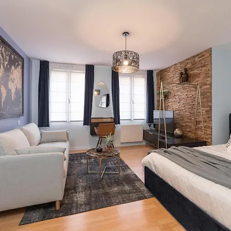 Relax And Go - Train Station * Страсбург